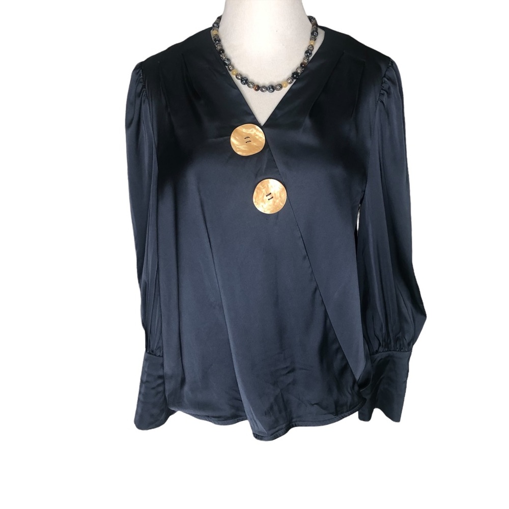 Beautiful Woman’s Blouse size M